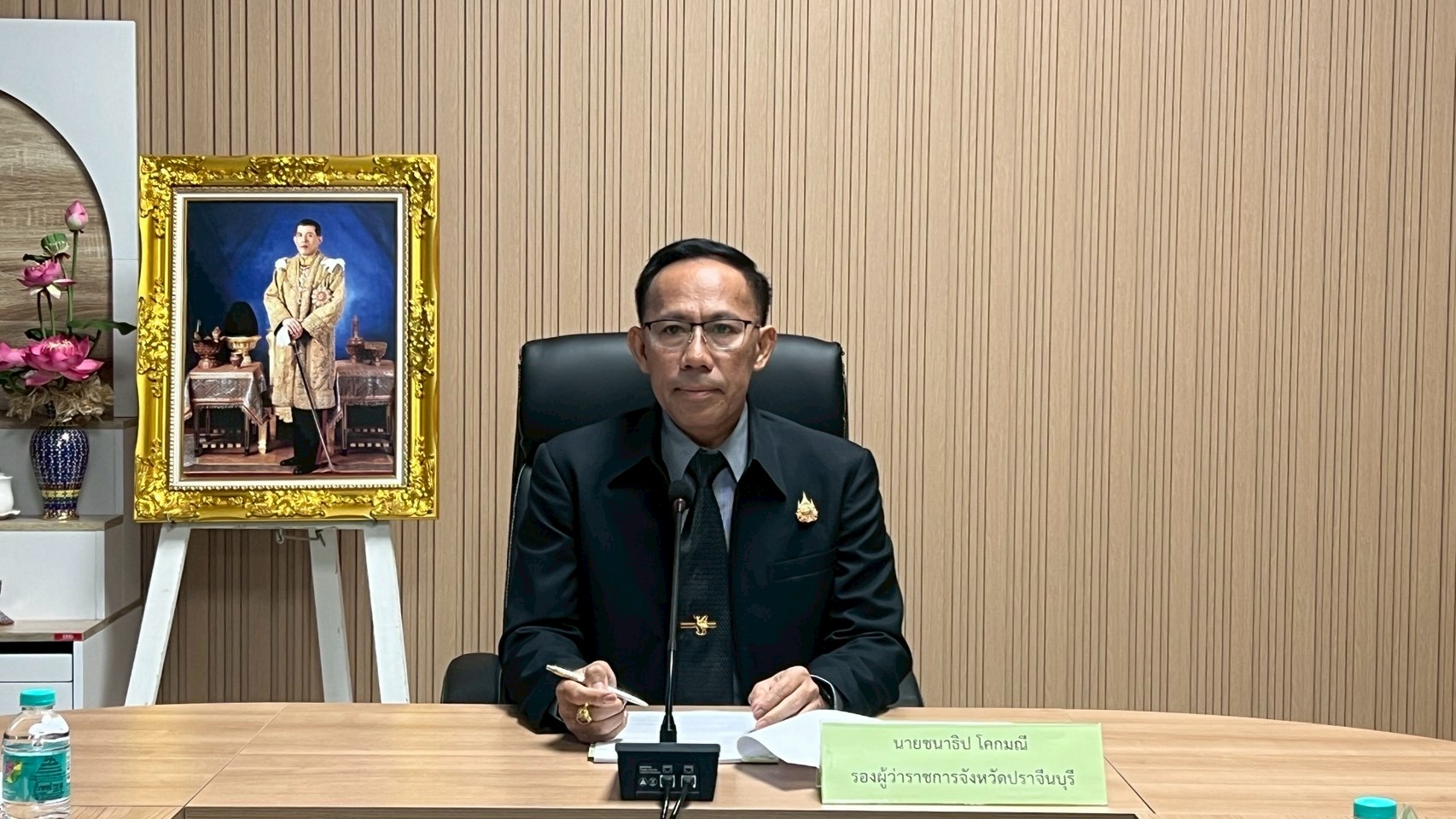 title - วันพฤหัสบดีที่ 18 ธันวาคม 2568 เวลา 10.30 น. นายวิทูล ประดิษฐบุญ ปฏิรูปที่ดินจังหวัดปราจีนบุรี เข้าร่วมการประชุม คณะกรรมการพิจารณากลั่นกรองการขอขุดลอกแหล่งน้ำสาธารณประโยชน์ที่ตื้นเขิน